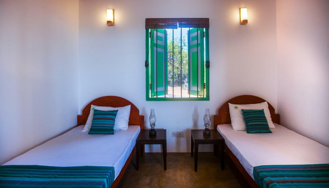 Nil Sisila Beach Resort Yala Exterior photo